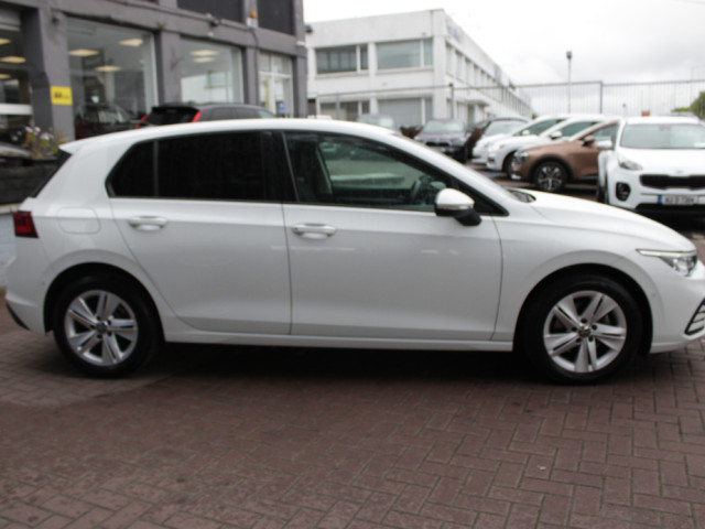 Image for 2022 Volkswagen Golf 1.0 TSI STYLE EDITION 110BHP 5DR HATCHBACK AUTO WITH 109, 000KMS // AS NEW CONDITION THROUGHOUT // BUY WITH CONFIDENC AA AND SIMI APPROVED DEALER 2026 // FINANCE ARRANGED // ALL TRADE INS WELCOME // 