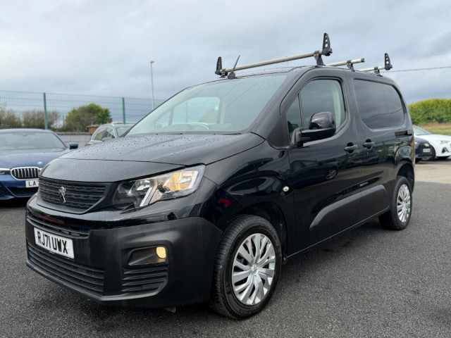 Image for 2022 Peugeot Partner BLUEHDI PROFESSIONAL PREMIUM L1