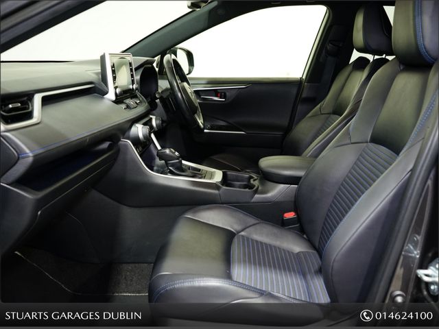 Image for 2020 Toyota Rav4 HYBRID AUTO SELF CHARGING RAV4 HIGH SPEC SPORT MODEL: FINISHED IN GREY METALLIC AND EXTERIOR BLACK PACK