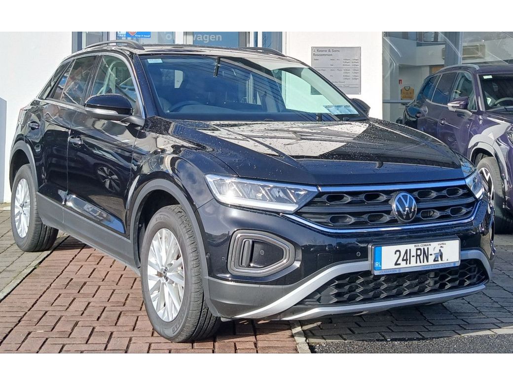 Image for 2024 Volkswagen T-Roc Life 1.0 TSI 110HP **APP CONNECT, REAR VIEW CAMERA, ADAPTIVE CRUISE CONTROL**