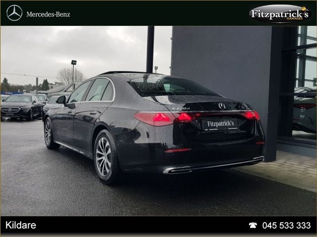 Image for 2024 Mercedes-Benz E Class E 220d * Pan-Roof *