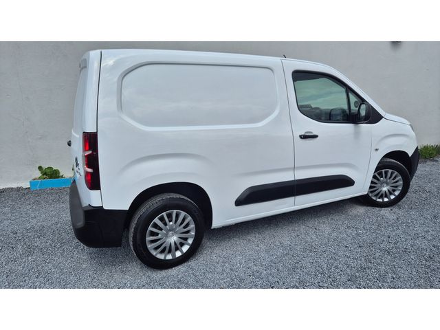Image for 2021 Citroen Berlingo 1.5l