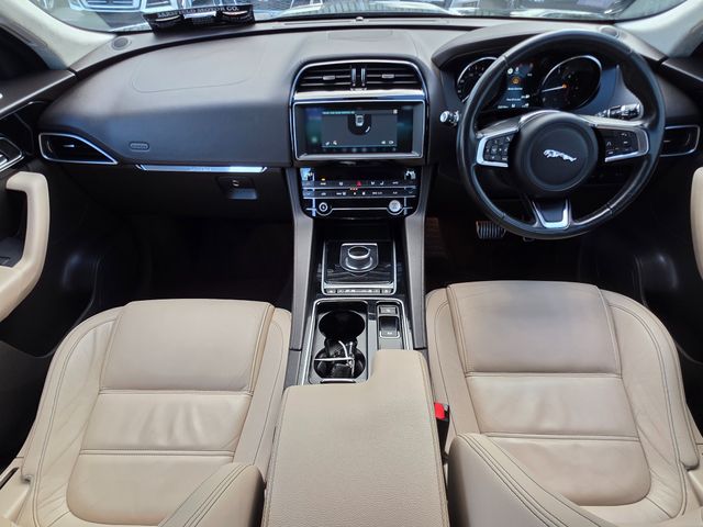 Image for 2019 Jaguar F-Pace 2.0D AWD TOP SPEC PRESTIGE AUTOMATIC // NEW NCT // NEW TIMING CHAINS