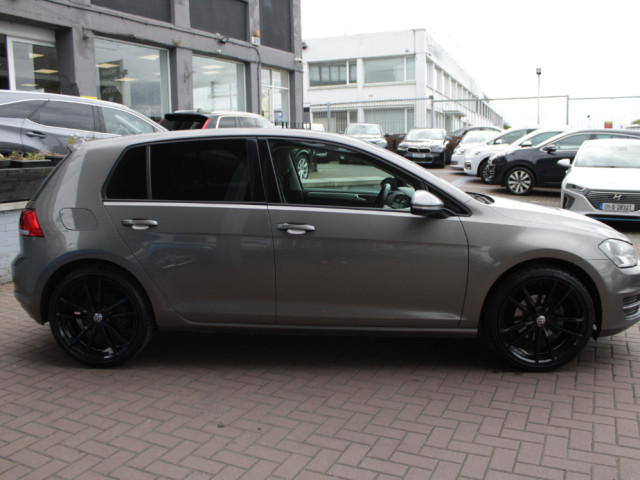 Image for 2014 Volkswagen Golf 1.4 TSI SE BMT 122PS 5DR Auto