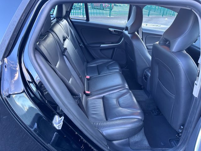 Image for 2015 Volvo V60 D2 SE AUTO, NEW NCT, SERVICE, SERVICE HISTORY, AA APPROVED, NATIONWIDE WARRANTY AND DELIVERY AVAILABLE. 