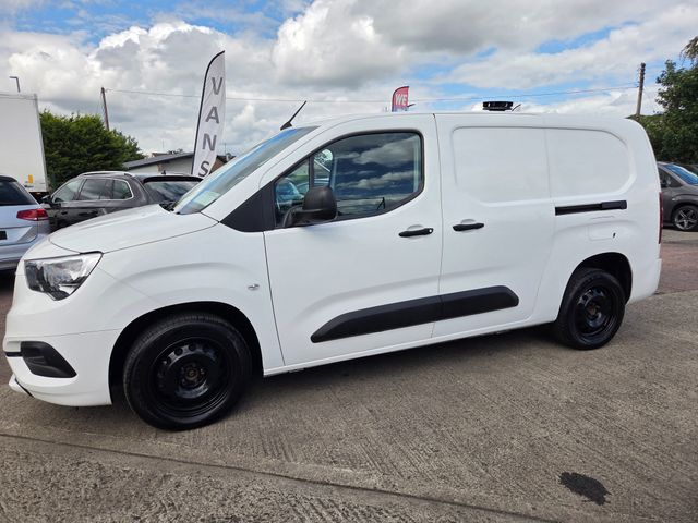 Image for 2022 Vauxhall Combo L2H1 2300 SPORTIVE