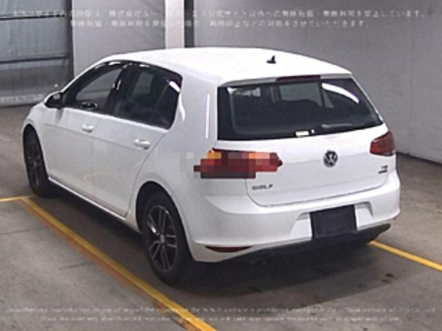 Image for 2014 Volkswagen Golf 1.4 Litre Golf in Stunning White, with Diamond cut Alloys. 