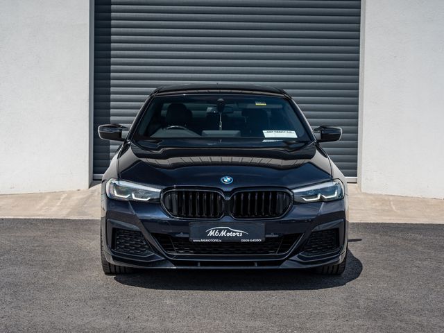 Image for 2021 BMW 5 Series 530E M SPORT *TECH PACK + COMFORT PACK*