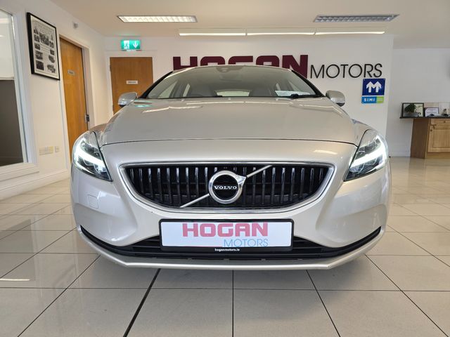 Image for 2016 Volvo V40 D2 Momentum Edition 5DR H/B