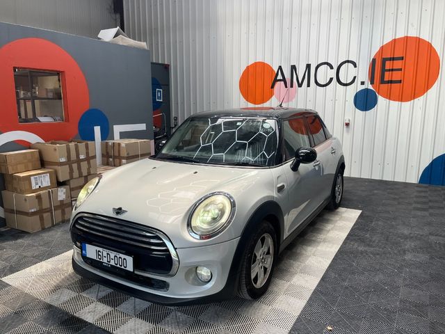 Image for 2016 Mini Cooper 2016 MINI COOPER 1.5 AUTOMATIC / CRUISE CONTROL / PARKING CAMERA AND MORE