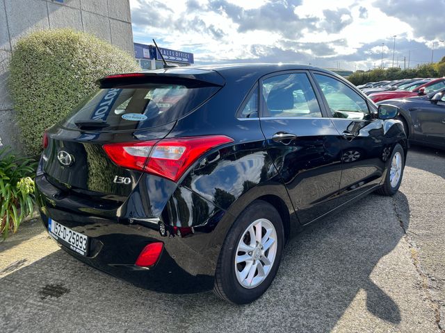 Image for 2015 Hyundai i30 SE 1.6 DIESEL //HIGH SPEC//TOUCH SCREEN//REVERSE CAMERA//SAT NAV// 