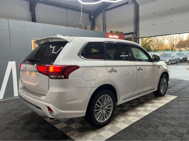 Image for 2019 Mitsubishi Outlander €21950! 2019 MITSUBISHI OUTLANDER PHEV 4WD G 2.4 AUTOMATIC / HEATED SEATS / HEATED STEERING WHEEL / CRUISE CONTROL / PADDLE SHIFTERS / 