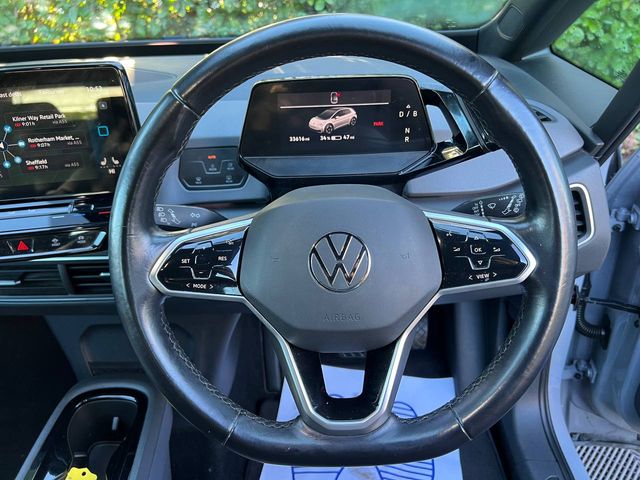 Image for 2023 Volkswagen ID.3 LIFE 58KWH // HEATED SEATS // ADAPTIVE CRUISE CONTROL // DIGITAL CLUSTER