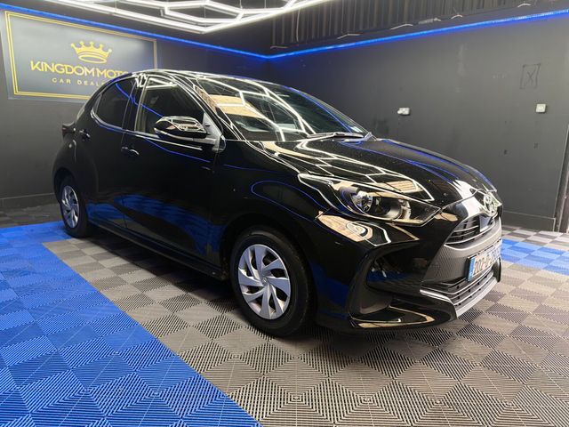 Image for 2020 Toyota Yaris 1.0 VVT-i 5Dr Terra