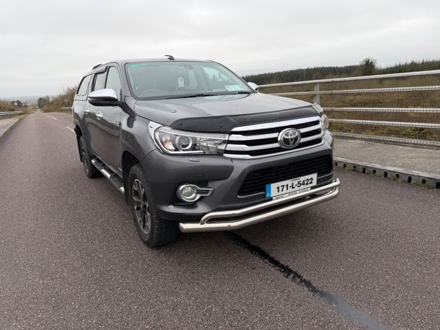Image for 2017 Toyota Hilux 2.4D4D Invinc X 148BHP D/C 4DR