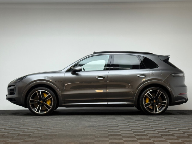 Image for 2020 Porsche Cayenne TURBO S 4.0 V8 PHEV 671HP *PAN ROOF*
