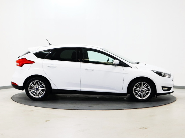 Image for 2017 Ford Focus *4* 1.0 (100) Zetec Edition 5DR