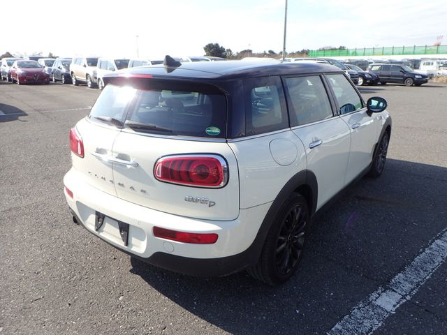 Image for 2019 Mini Clubman 2.0D CLUBMAN BLACK SERIES 2.0 DIESEL AUTOMATIC // PRIVACY PACK // APPLE CARPLAY // CRUISE AND LIMIT // REVERSING CAMERA W/ PARK ASSIST // STUNNING EXAMPLE // AA APPROVED DEALER 2026