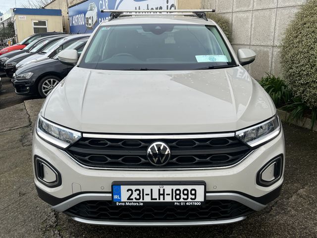 Image for 2023 Volkswagen T-Roc LIFE 2.0 TDI DIESEL 