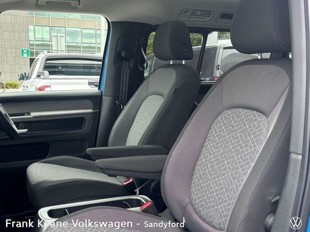 Image for 2025 Volkswagen ID. Buzz STYLE 86KWH 286BHP *NOW AVAILABLE TO ORDER* *APPLE CARPLAY/ANDROID AUTO* *360 AREA VIEW CAMERA* *FRONT AND REAR CAMERA* *FRONT AND REAR PARKING SENSORS* *HEATED SEATS*