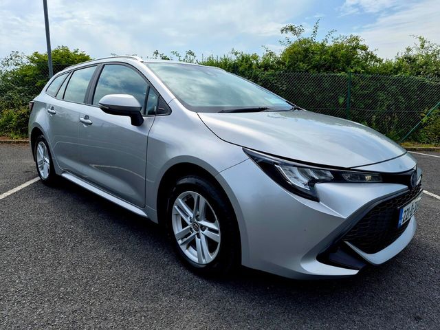 Image for 2022 Toyota Corolla 1.8 Hybrid Luna