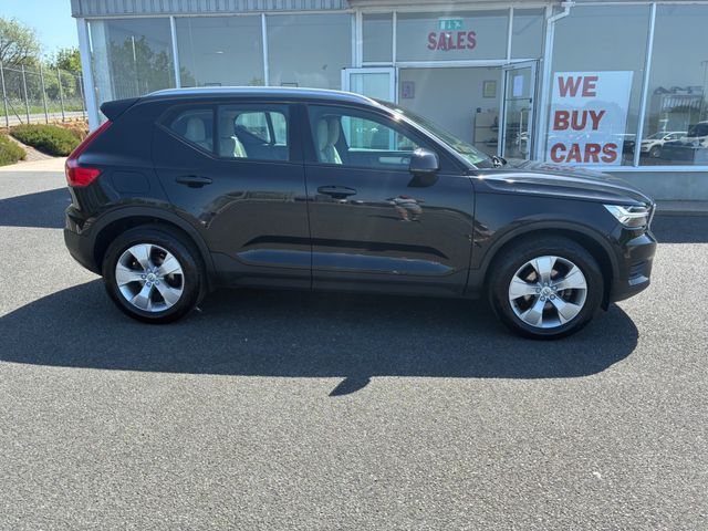 Image for 2019 Volvo XC40 D3 MOM 5DR