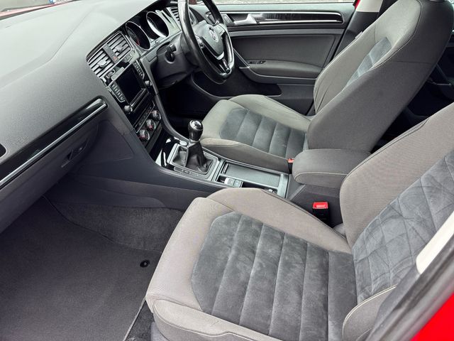 Image for 2013 Volkswagen Golf HIGHLINE 1.6 TDI MANUAL 6SPEED FWD 105HP 5DR