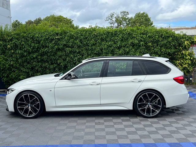 Image for 2019 BMW 3 Series 320d M-SPORT COMPETITION TOURING AUTO // FULL SERVICE HISTORY // LEATHER M-SPORT INTERIOR // PARKING SENSORS FRONT & REAR