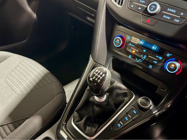 Image for 2015 Ford Focus 1.5 TDCI TITANIUM 120PS 6SPEED 5DR