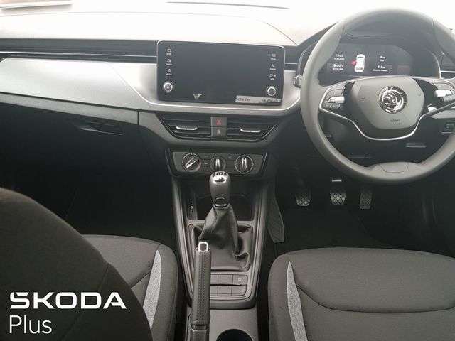 Image for 2025 Skoda Kamiq KAMIQ ESSENCE 1.0 TSI 95 BHP *DELIVERY MILEAGE ONLY*