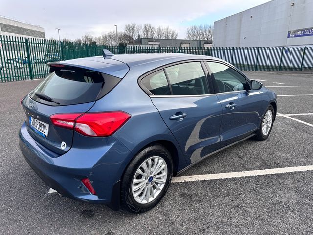 Image for 2020 Ford Focus TITANIUM MODEL, LOW MILEAGE, FORD HISTORY, FINANCE, WARRANTY, 5 STAR REVIEWS