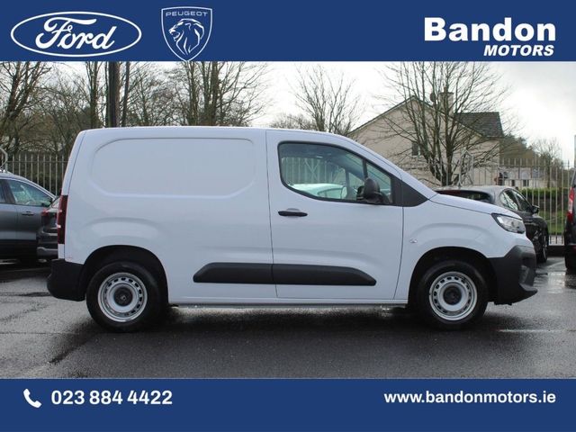 Image for 2024 Citroen Berlingo 