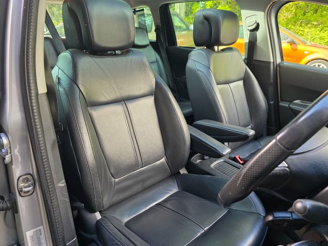 Image for 2016 Peugeot 5008 1.6 HDI AUTOMATIC ACTIVE FAMILY // FULL LEATHER INTERIOR // PANORAMIC ROOF