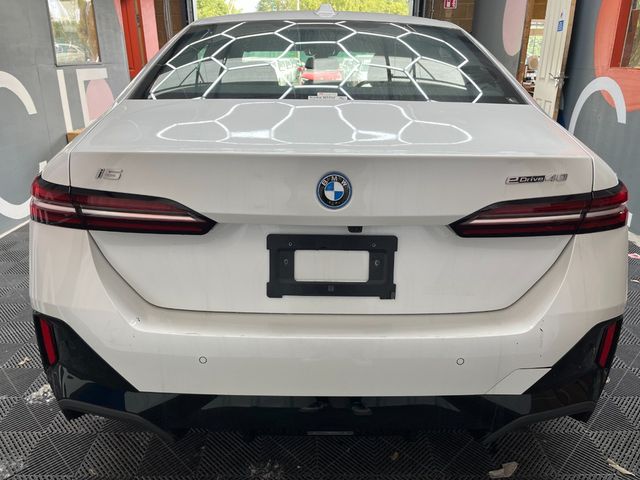 Image for 2024 BMW i5 2024 BMW I5 EDRIVE40 M-SPORT AUTOMATIC / CRUISE CONTROL / PARKING CAMERA / ELECTRIC MEMORY & HEATED SEATS / AMBIENT LIGHTS / APPLE CARPLAY AND MORE