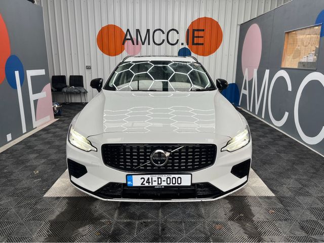 Image for 2024 Volvo V60 €51950 2024 VOLVO V60 RECHARGE ULTIMATE T6 PLUG-IN / CRUISE CONTROL / 360° CAMERA / ELECTRIC MEMORY & HEATED SEATS / HEATED STEERING WHEEL / APPLE CARPLAY / PANORAMIC SUNROOF / HEATED REAR SEAT