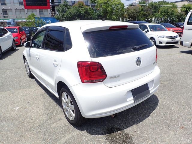 Image for 2013 Volkswagen Polo 1.2 TSI HIGHLINE PETROL AUTOMATIC // PARK ASSIST // REVERSING CAMERA // IMMACULATE EXAMPLE