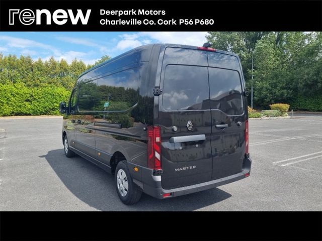 Image for 2026 Renault Master LM35 150 bhp air con/camera