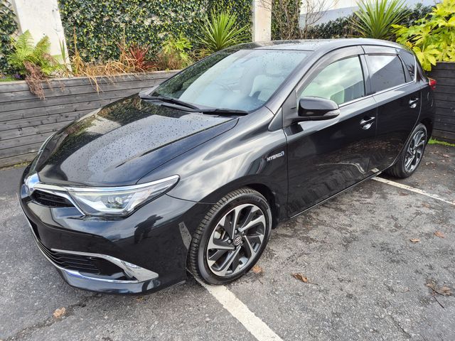 Image for 2016 Toyota Auris 1.8 HYBRID / SOL G-PACK / TOP SPEC / TAX €180 