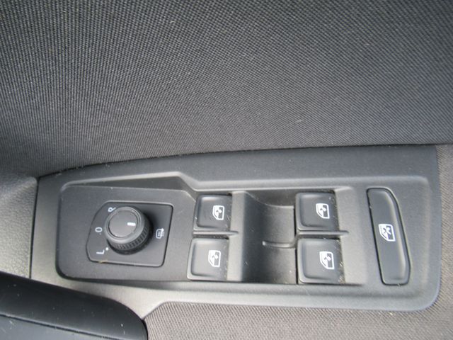 Image for 2023 Volkswagen Tiguan Life 2.0tdi M6F 122HP 5