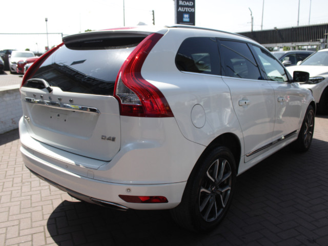 Image for 2017 Volvo XC60 2.0D4 INSCRIPTION 5DR ESTATE AUTO WITH PANORAMIC SUNROOF // HUGE SPEC // 1 OWNER CAR // AS NEW CONDITION THROUGHOUT // BUY WITH CONFIDENCE AA AND SIMI APPROVED DEALER 2026 // FINANCE ARRANGED //