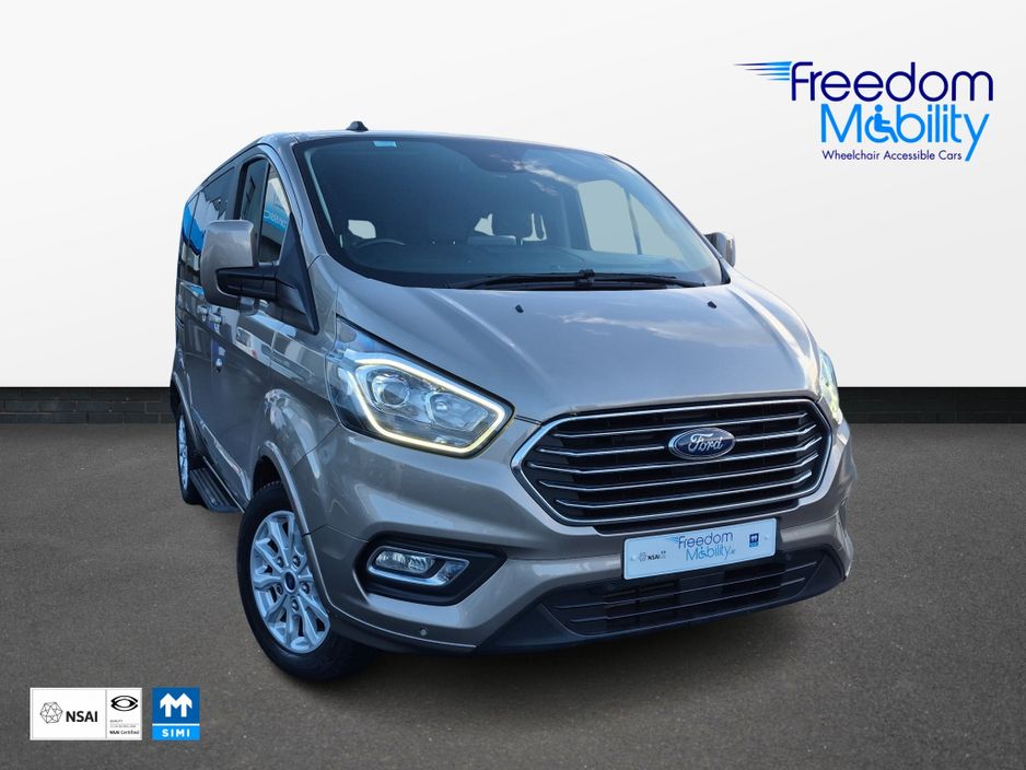 Image for 2019 Ford Tourneo Custom Lowered Floor Wheelchair Access