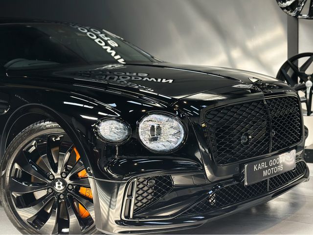 Image for 2026 Bentley Flying Spur V8 BLACK EDITION AKRAPOVIC 