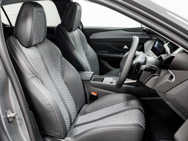 Image for 2026 Peugeot 308 Allure Hybrid Auto 145HP
