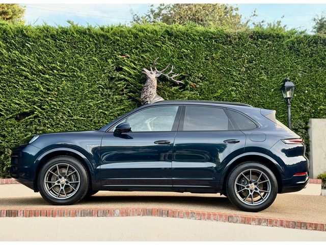 Image for 2024 Porsche Cayenne E-hybrid 5DR Auto