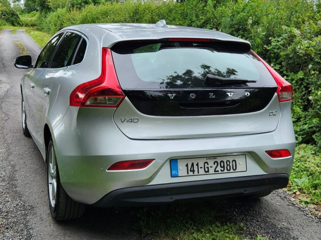 Image for 2014 Volvo V40 Volvo V40 NCT 9/26