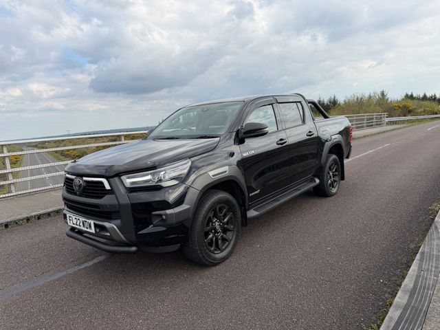 Image for 2022 Toyota Hilux 