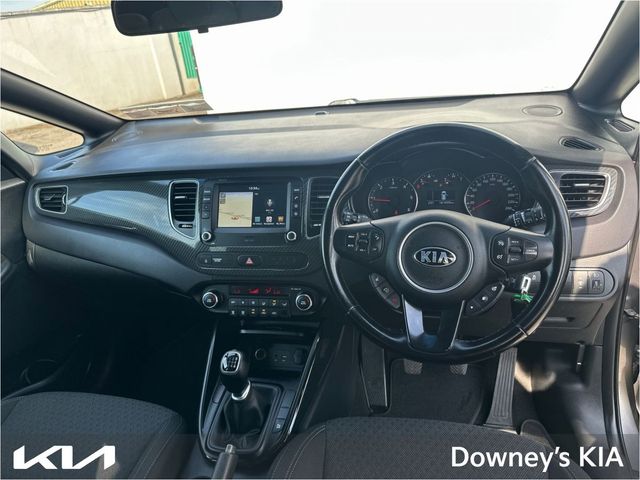 Image for 2017 Kia Carens 1.7 EX 7-SEATER