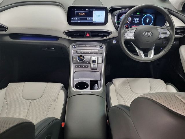 Image for 2023 Hyundai Santa Fe 1.6 PHEV 4WD Executive Plus Auto