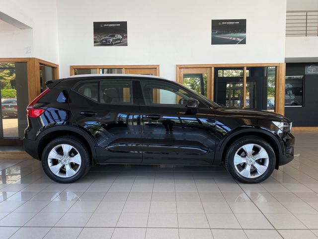 Image for 2020 Volvo XC40 D3 DIESEL (150hp) Momentum Auto
