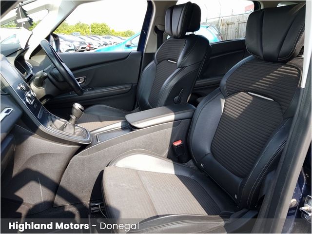 Image for 2017 Renault Grand Scenic 1.5 dCi 110 DYNAMIQUE NAV ** NEW NCT TO 2027 ** FROM €69 PER WEEK **